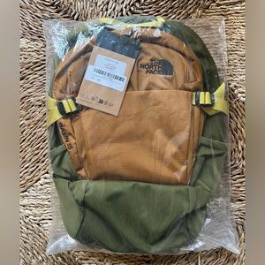 The North Face Men's Basin 15 NWT Green and Mustard Backpack